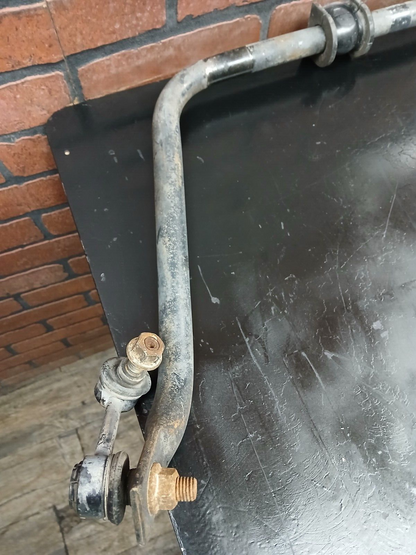 2007 Pontiac Solstice GXP Rear Suspension Stabilizer Sway Bar w/ Linkage