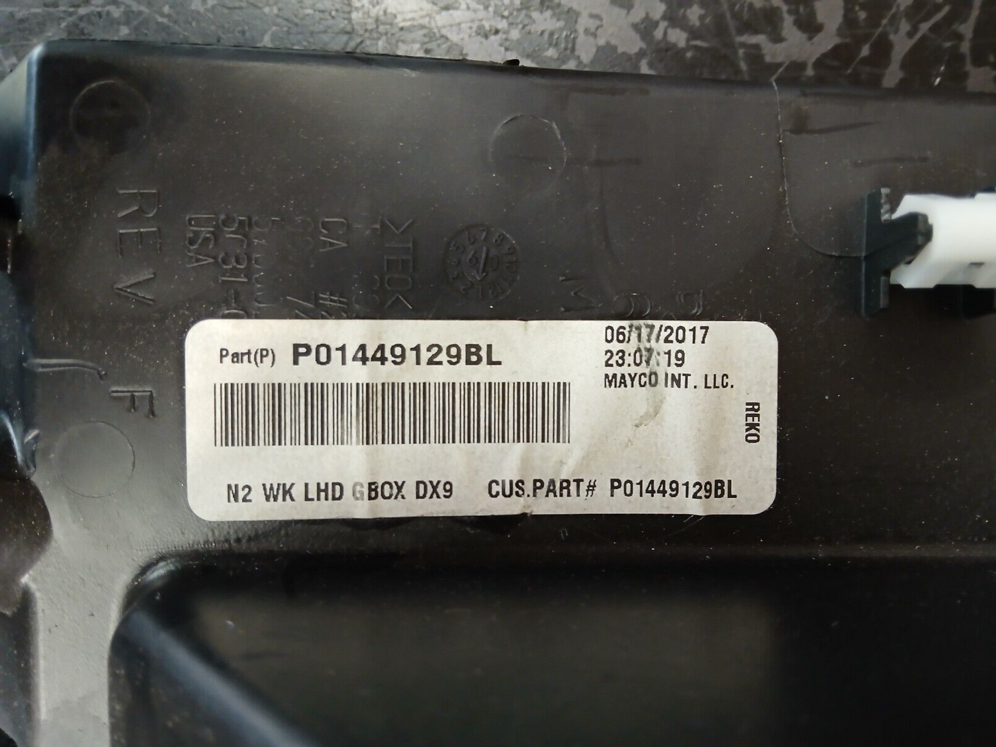 2011-2021 Jeep Grand Cherokee Dash Black Complete Glove Box Assembly 01449129bl