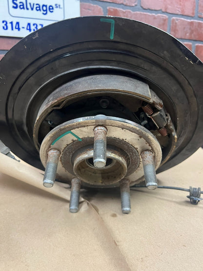 11-15 Jeep Grand Cherokee SRT 6.4 Rear Driver LH Side Spindle Knuckle 04877113ab