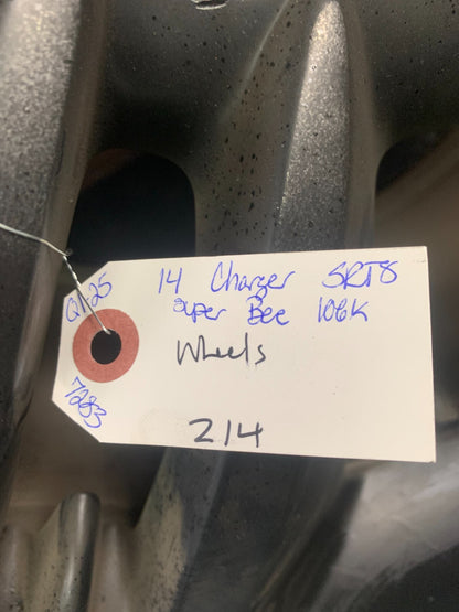 2011-2014 Dodge Charger/300/Challenger SRT8 Full Wheel Set w/ Center Caps 5 spk