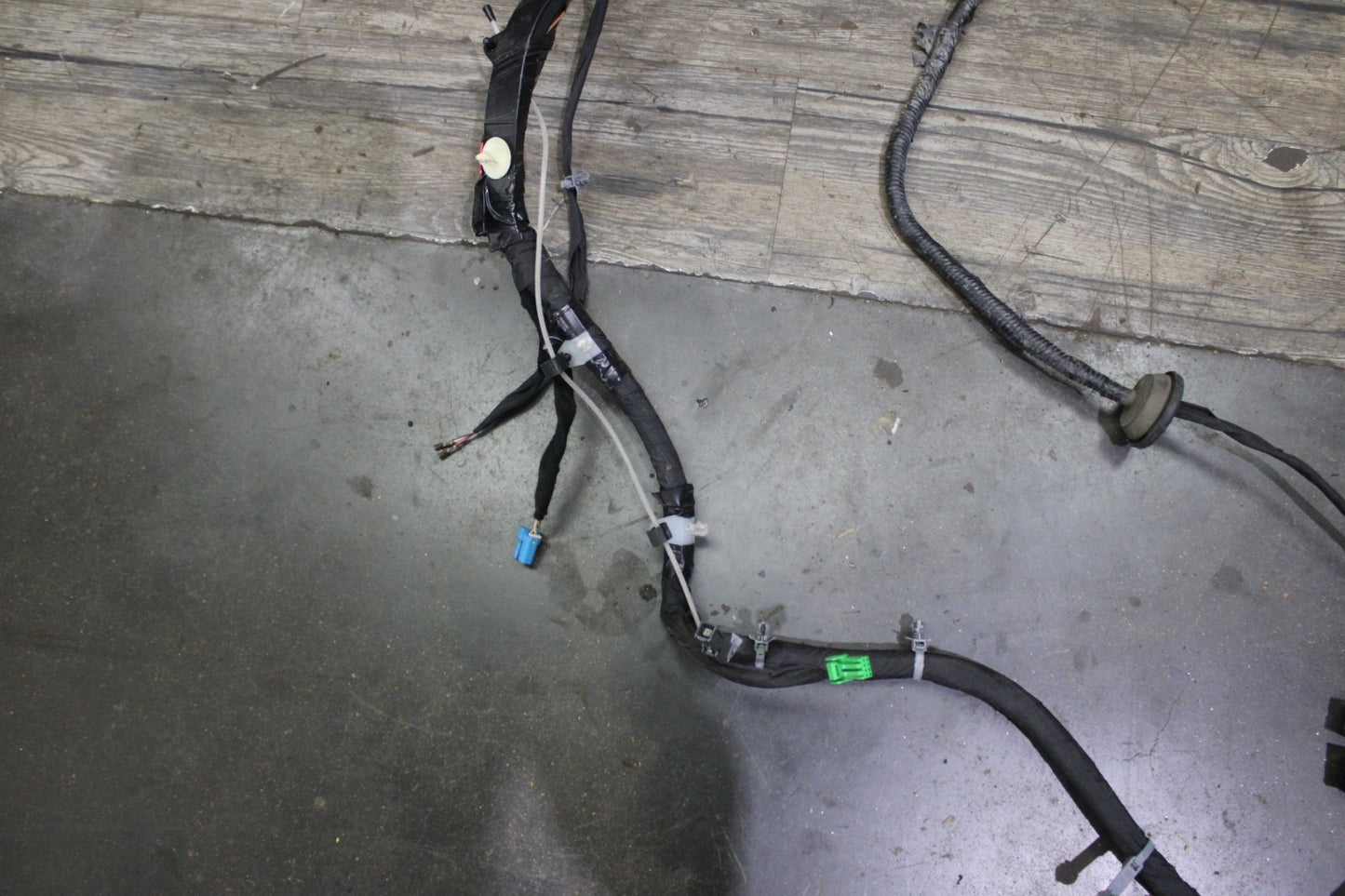 2007-2013 Cadillac Escalade Body Wire Wiring Harness Assembly OEM 20967548