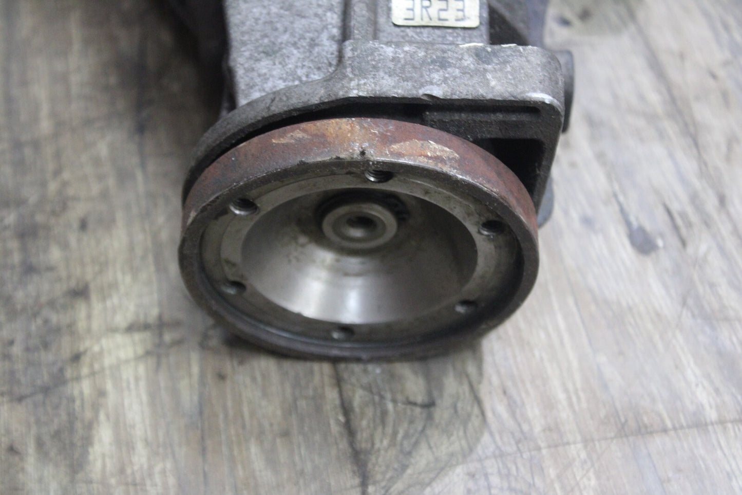 12-18 AUDI S7 REAR AXLE DIFFERENTIAL CARRIER W/ BRACKET OEM 8k0 599 287 J