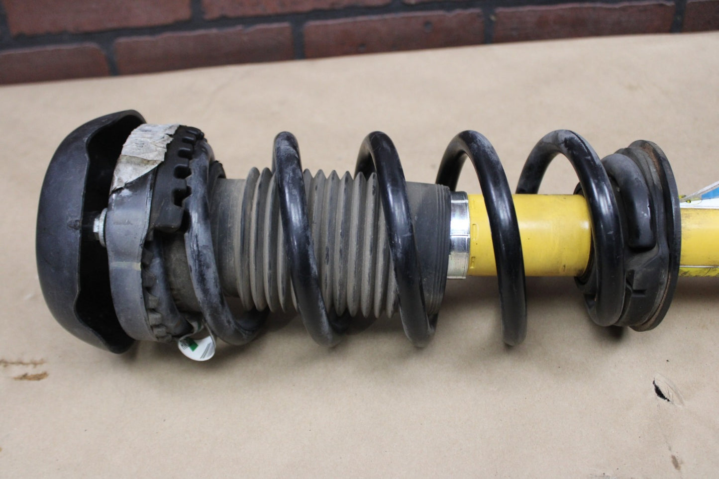 2008-2014 CHALLENGER SRT Front Passenger RH Shock Absorber Strut OEM 05181349AG