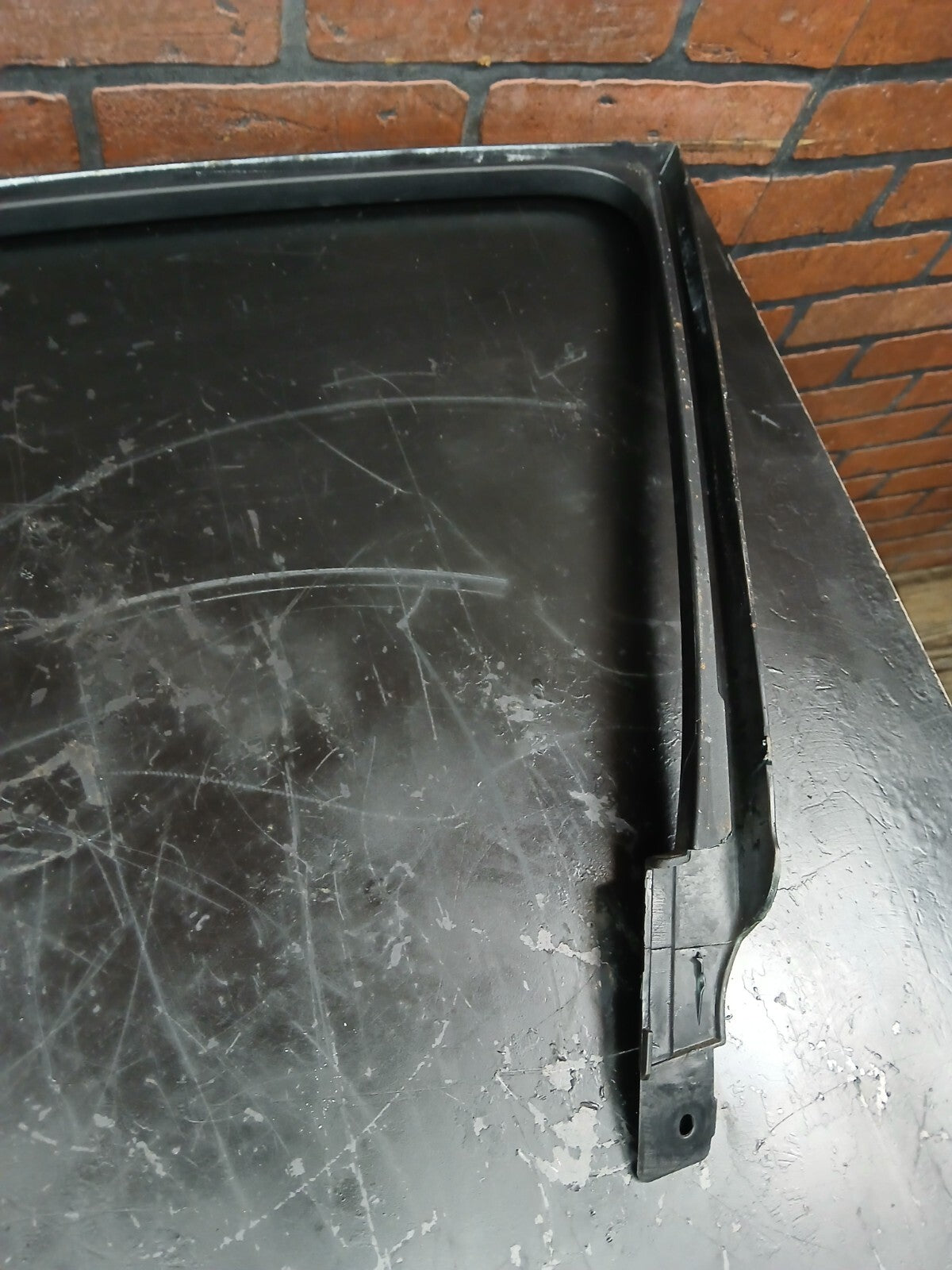 2011-2023 Dodge Charger Front Driver LH Window Door Molding Trim 55315139ad