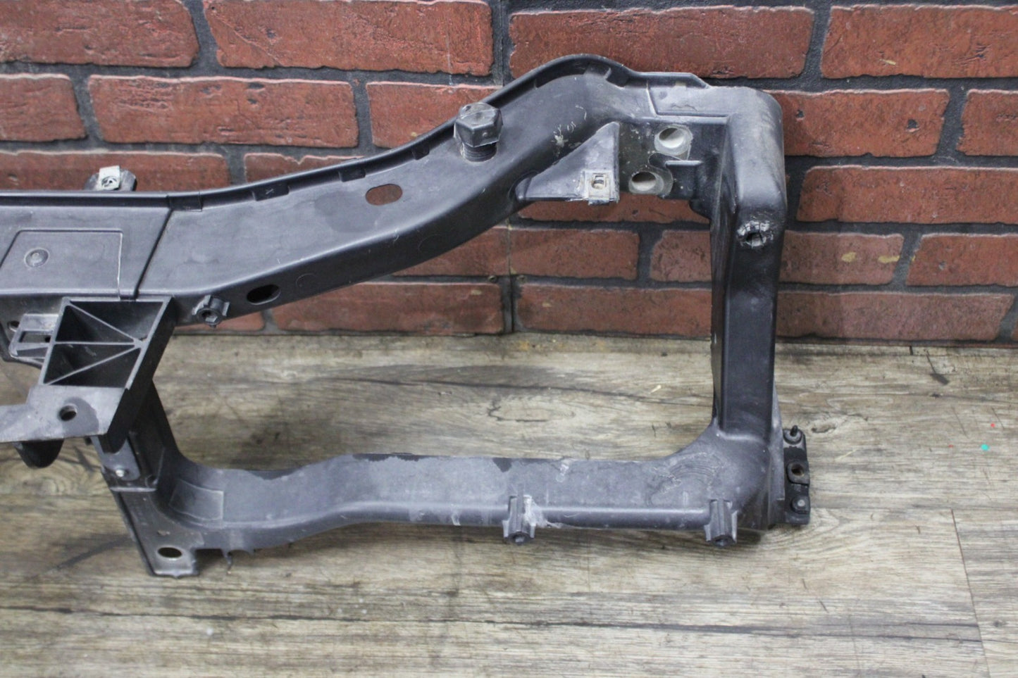08-14 Dodge Challenger SRT8 Upper Radiator Core Support Bracket OEM 68066027AB