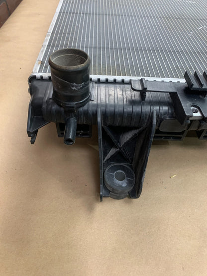 2014-2019 Ram 1500 EcoDiesel 2500/3500 6.4 Engine Cooling Radiator Assembly 195k