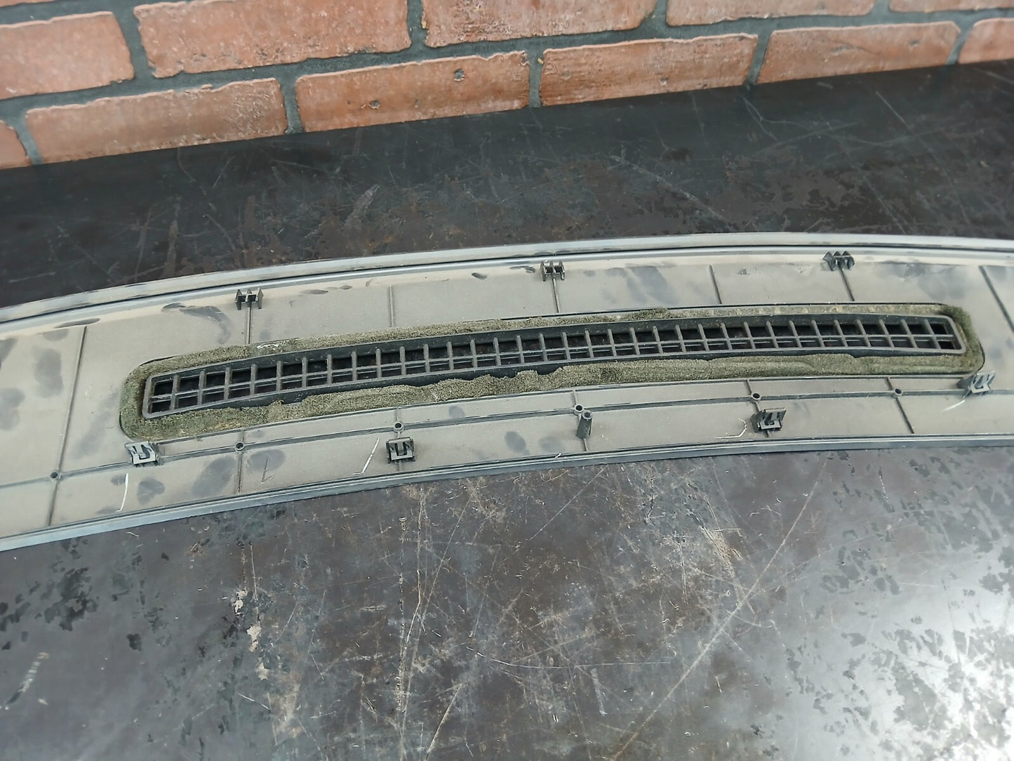 2008-2009 Dodge Caliber Dash Windshield Defroster Grille Panel 0zv92xdvad