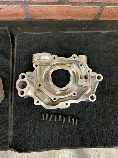 2011-2013 Dodge Charger Scat Pack 392 6.4l Genuine OEM Oil Pump 5038398AE