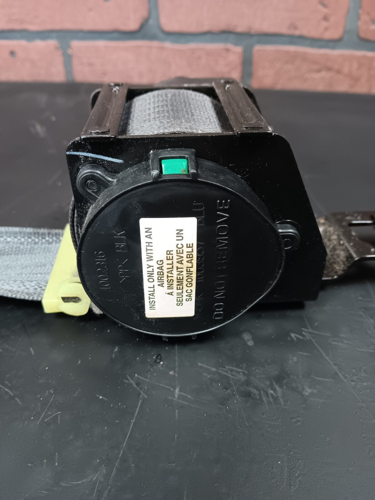 06-10 Jeep Grand Cherokee Commander Front Outer Driver LH Seatbelt 5hq37xdval