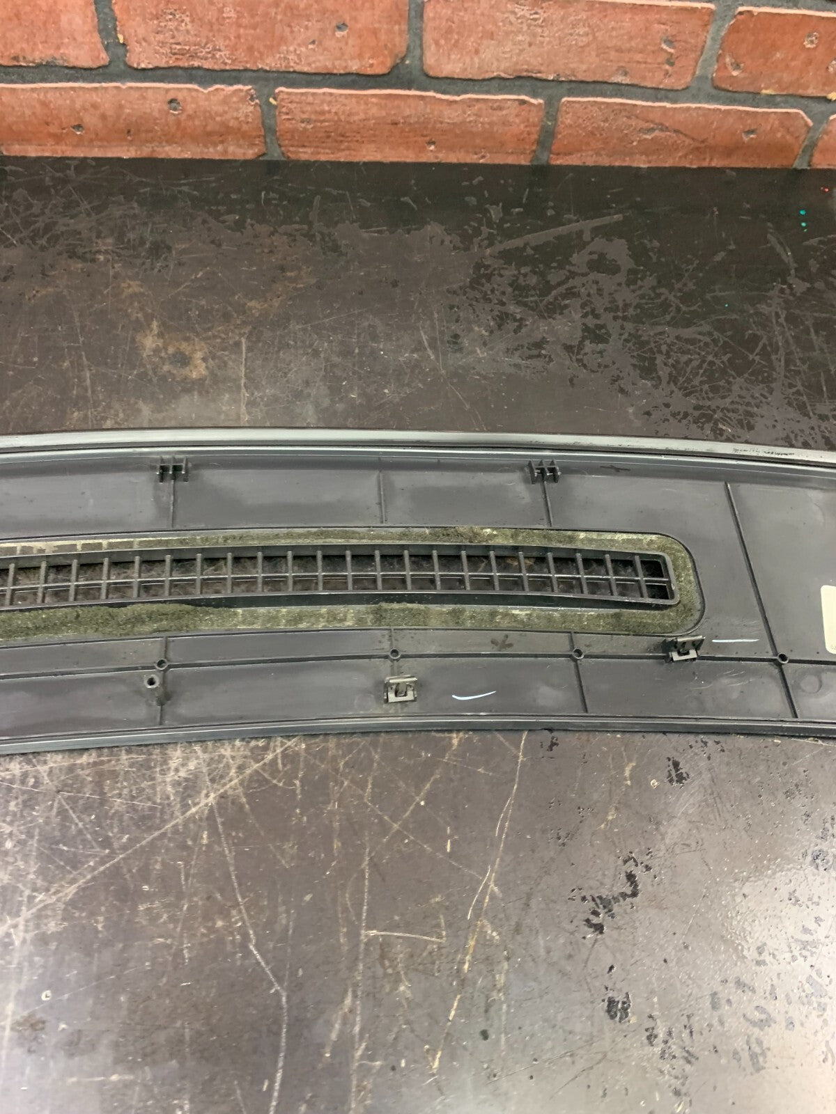 2007-2009 DODGE CALIBER DASH BOARD UPPER DEFROST DEFOGGER PANEL COWL TRIM OEM