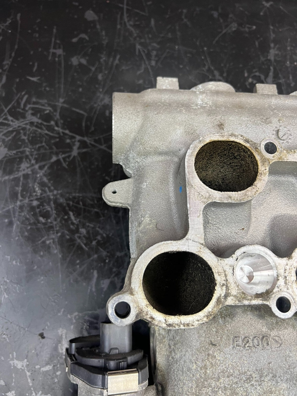 2009-2011 GMC Acadia Intake Manifold 12621091
