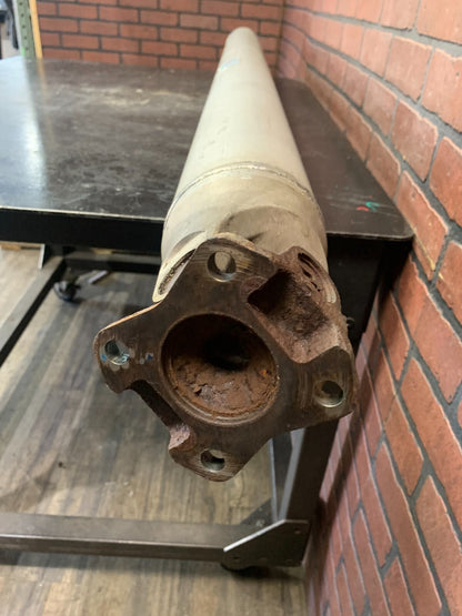 2014-2018 RAM 1500 REAR 1-PIECE DRIVE SHAFT 3.0L 4X4 4WD OEM AUTO 52123804AA