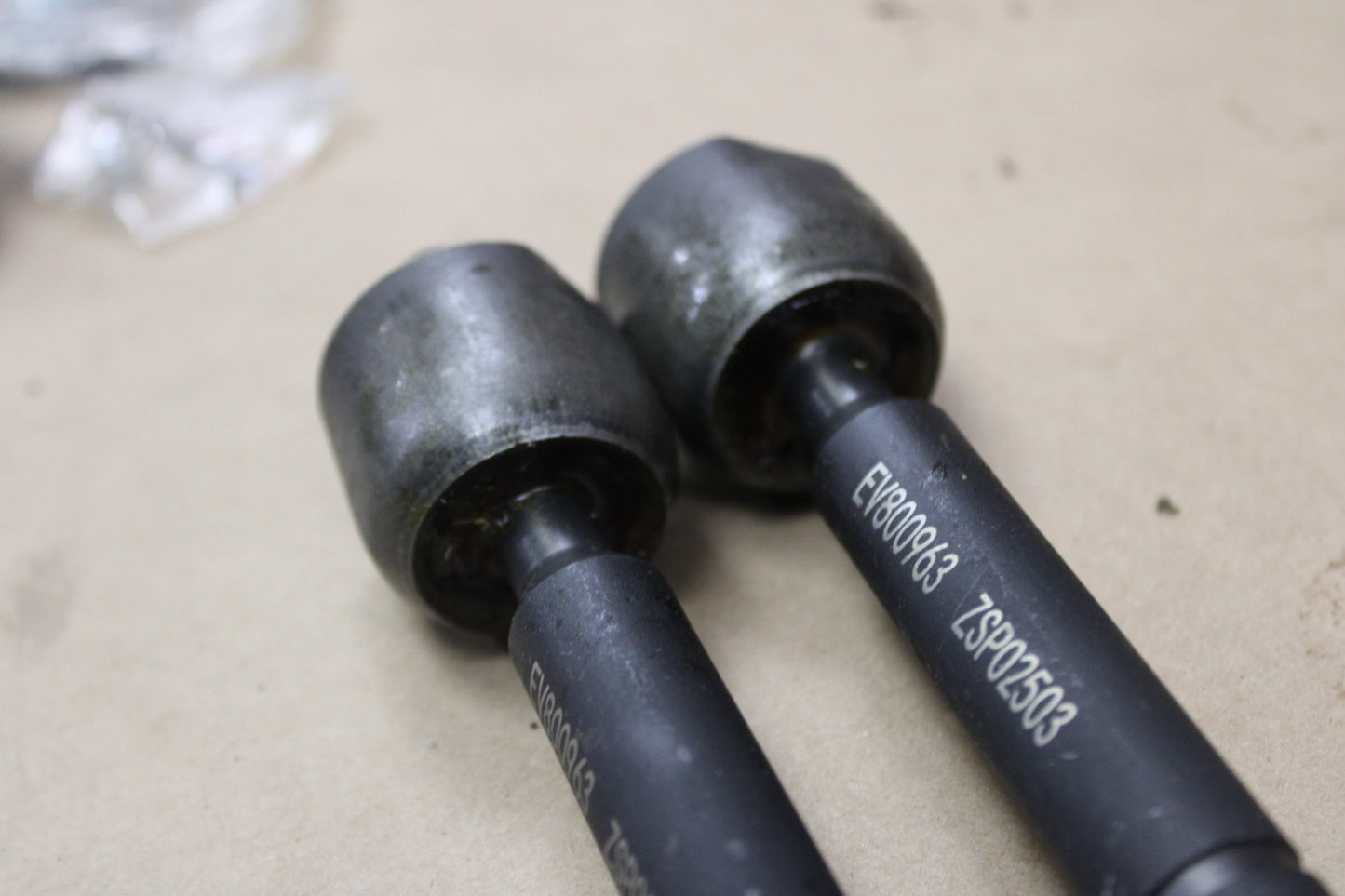 2011-2019 Dodge Challenger SRT8 Outer Inner Tie Rod Ball Joints Set OEM