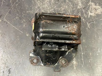 2006-2010 JEEP GRAND CHEROKEE SRT8 COMMANDER MOTOR ENGINE MOUNTS OEM 132k MILES.