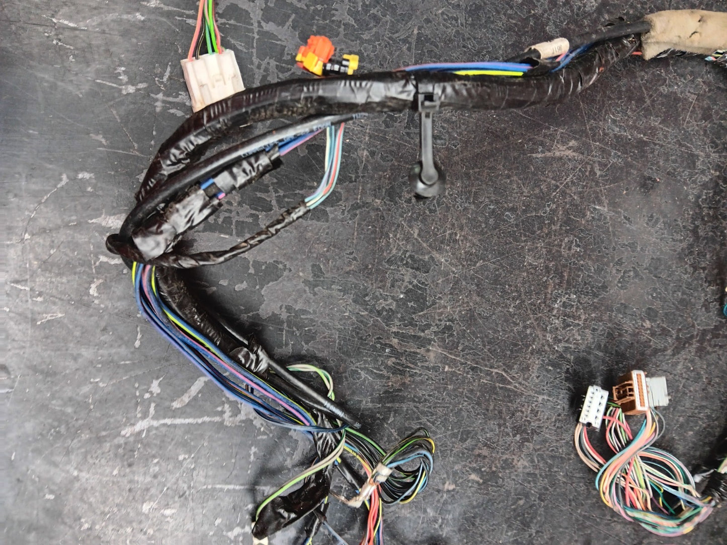 2007-2008 Dodge Caliber Dash Instrument Panel Wire Wiring Harness 05084239AE