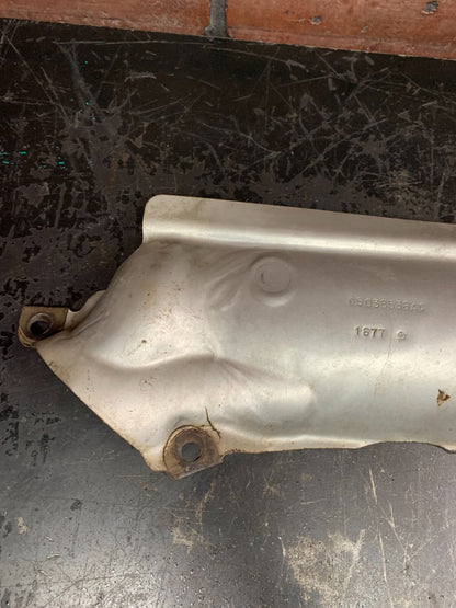 2011-2014 JEEP GRAND CHEROKEE EXHAUST MANIFOLD UPPER RIGHT SIDE OEM 05038538AC