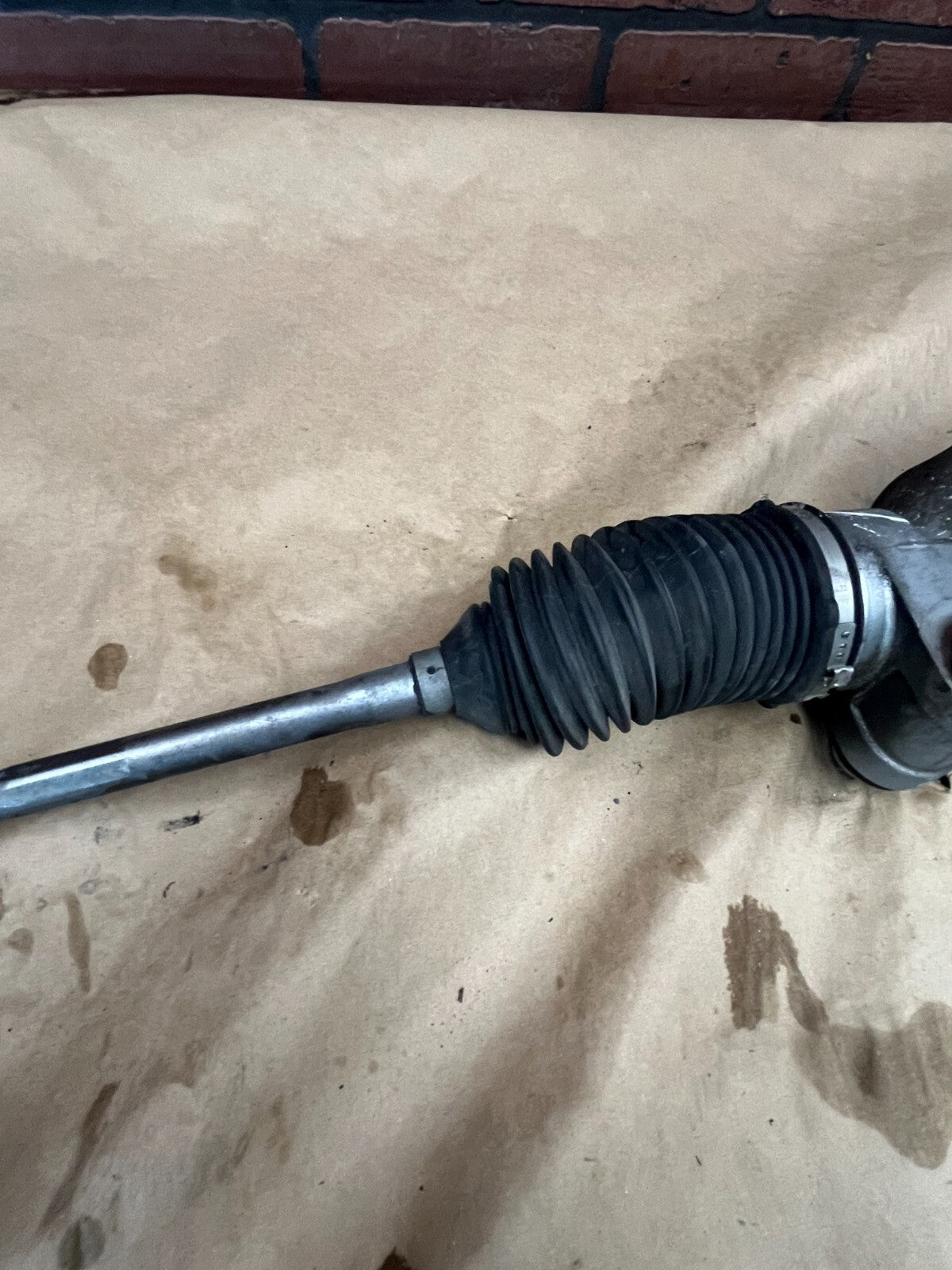 16-23 RWD DODGE CHARGER CHALLENGER 300 STEERING GEAR RACK PINION OEM 68526096AB