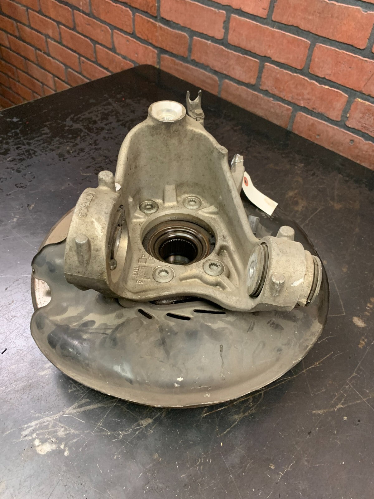 2012-2018 AUDI A8 RWD RIGHT PASS REAR LOWER SUSPENSION KNUCKLE AND CONTROL ARM