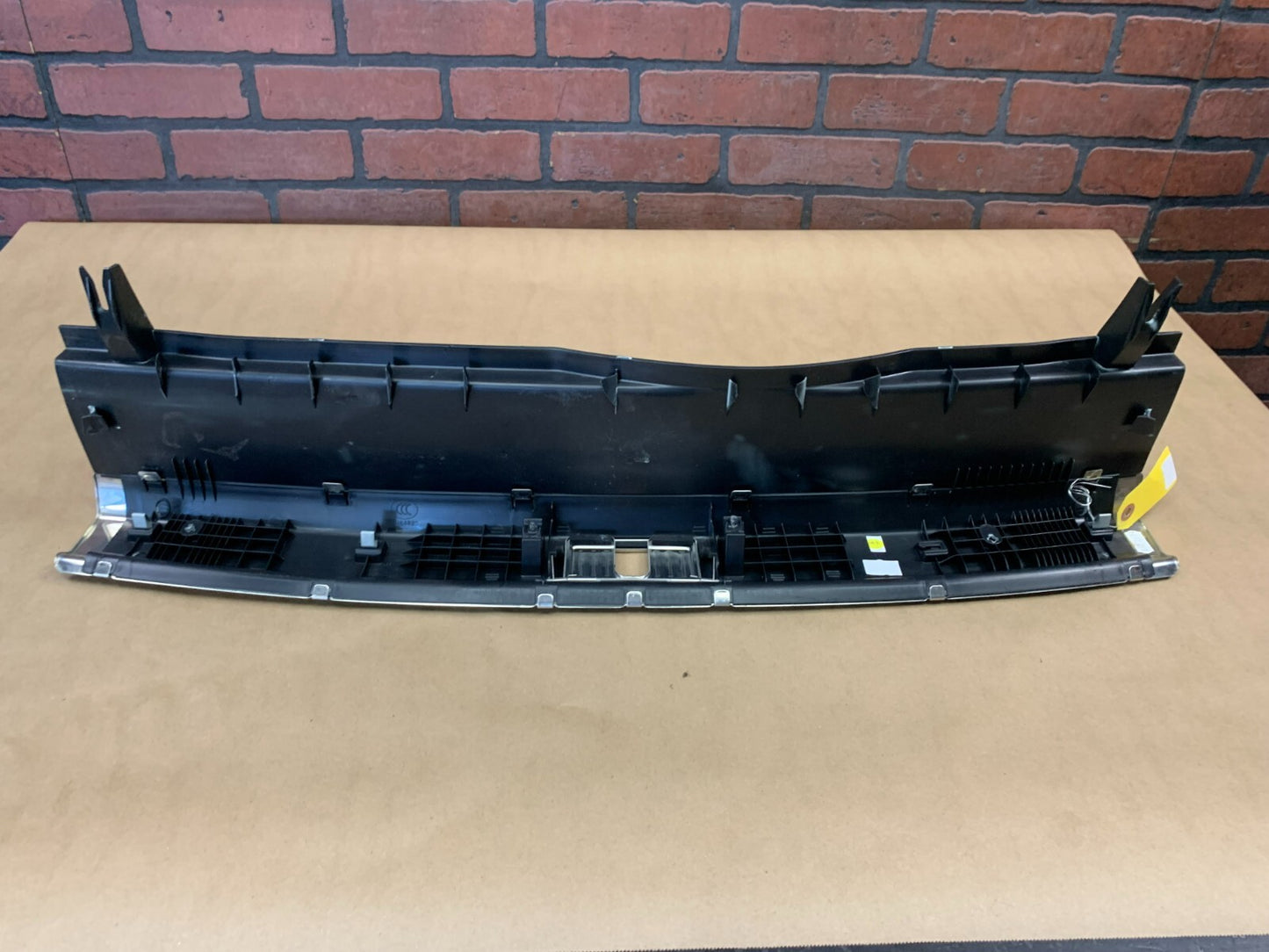 12-18 Audi A7 Lift-Gate Trunk Scuff Trim Plate Black Genuine OEM 4G8863471A4PK