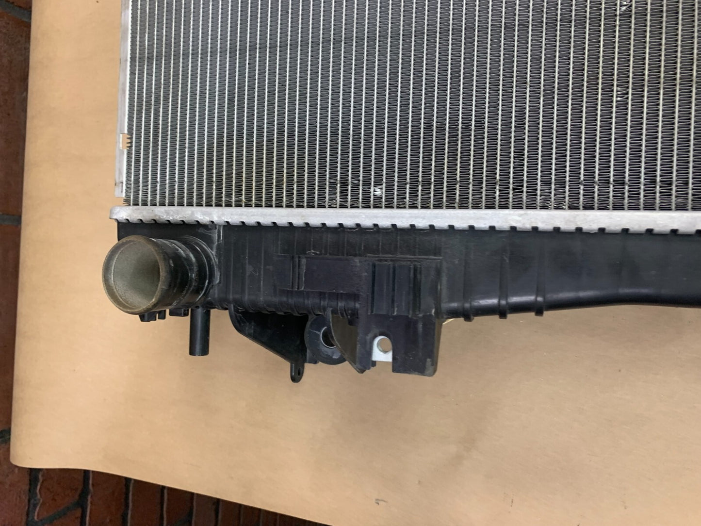2014-2019 Ram 1500 EcoDiesel 2500/3500 6.4 Engine Cooling Radiator Assembly 195k