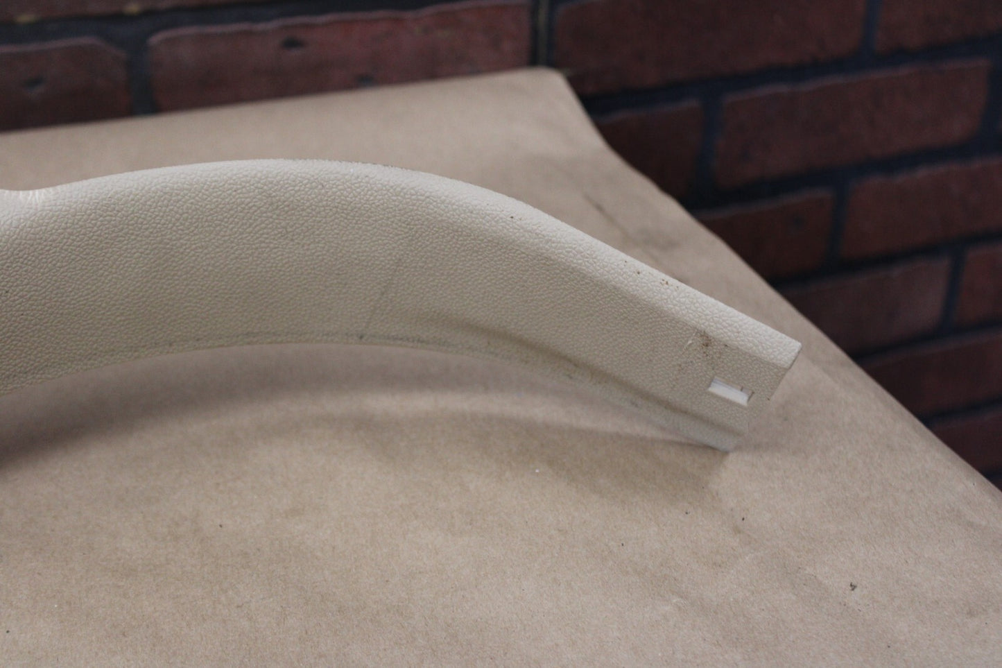 2007-2014 Cadillac Escalade Passenger RH Right Side C Pillar Trim Molding OEM