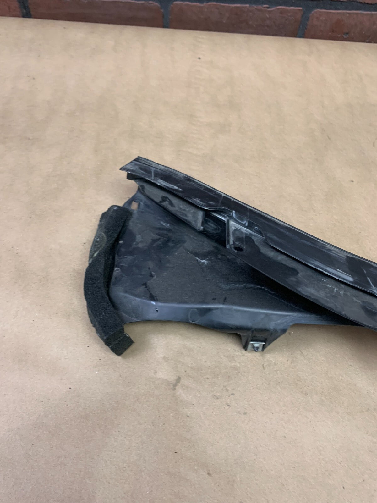 2012-2015 Audi A6/A7/S6/S7/RS7 Cross Member Support Insulator Cowl 4g0 806 391