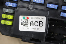 08-11 Escalade Tahoe Yukon Instrument Panel Upper Fusebox Fuse Box 20828606 01