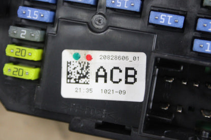 08-11 Escalade Tahoe Yukon Instrument Panel Upper Fusebox Fuse Box 20828606 01