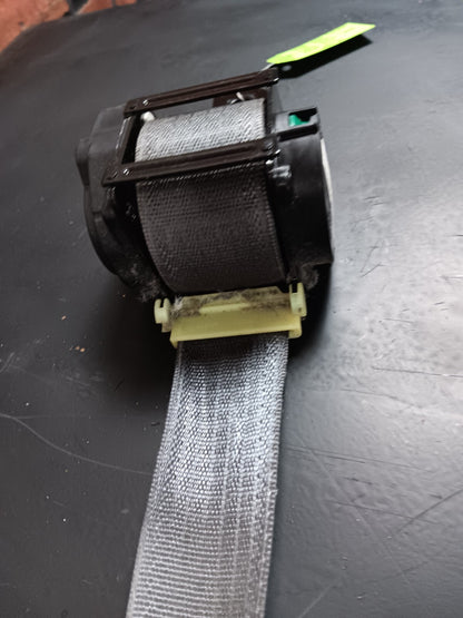 06-10 Jeep Grand Cherokee Commander Front Outer Driver LH Seatbelt 5hq37xdval