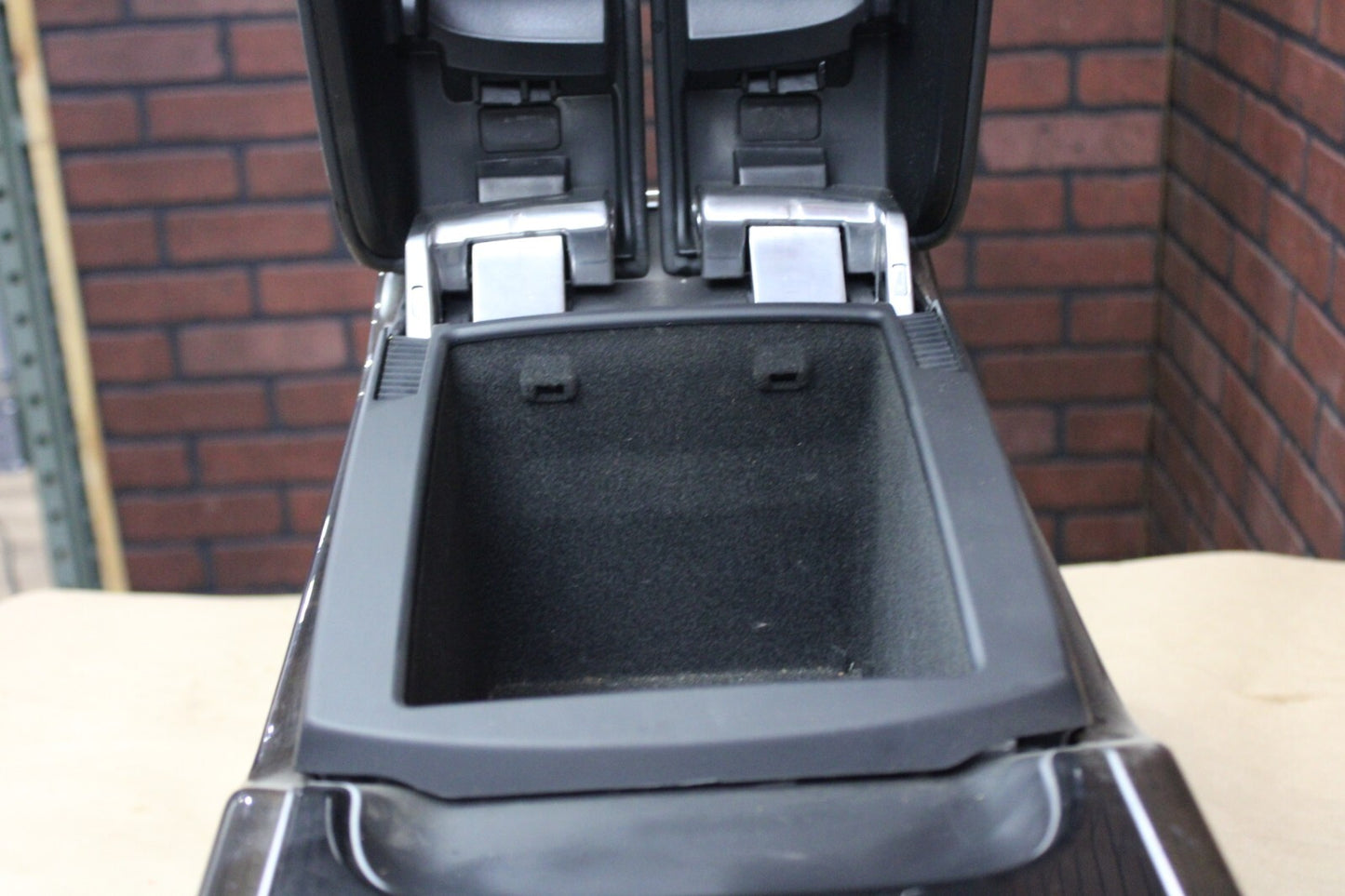 2011-2018 Audi A8 D4 Front Floor Center Console Armrest Storage Assembly Black