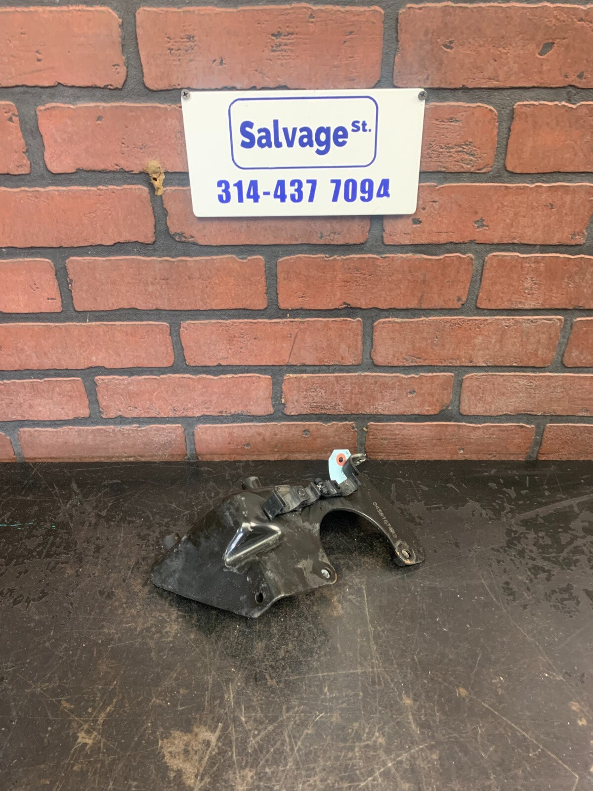 2014-2019 Ram 1500 Power Brake Booster Vacuum Pump Bracket Mopar OEM 04581674AD