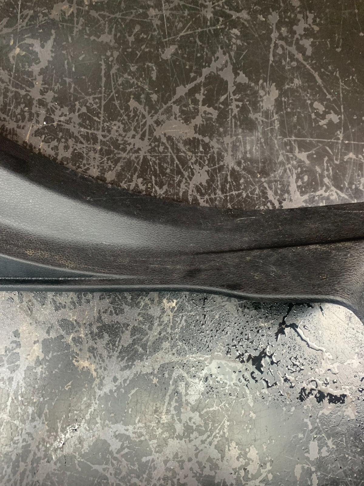 2011-2020 DODGE CHARGER LEFT REAR DOOR SILL SCUFF PLATE PANEL OEM 1KL39TRMAA
