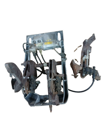 2003-2006 Dodge Viper SRT-10 Brake Clutch Accelerator Pedal Assembly 05290890ae