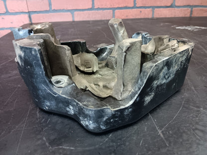 2014 Ram 1500 3.0L Eco Diesel Injection Pump Cover w/ Foam Insert 05158019ad