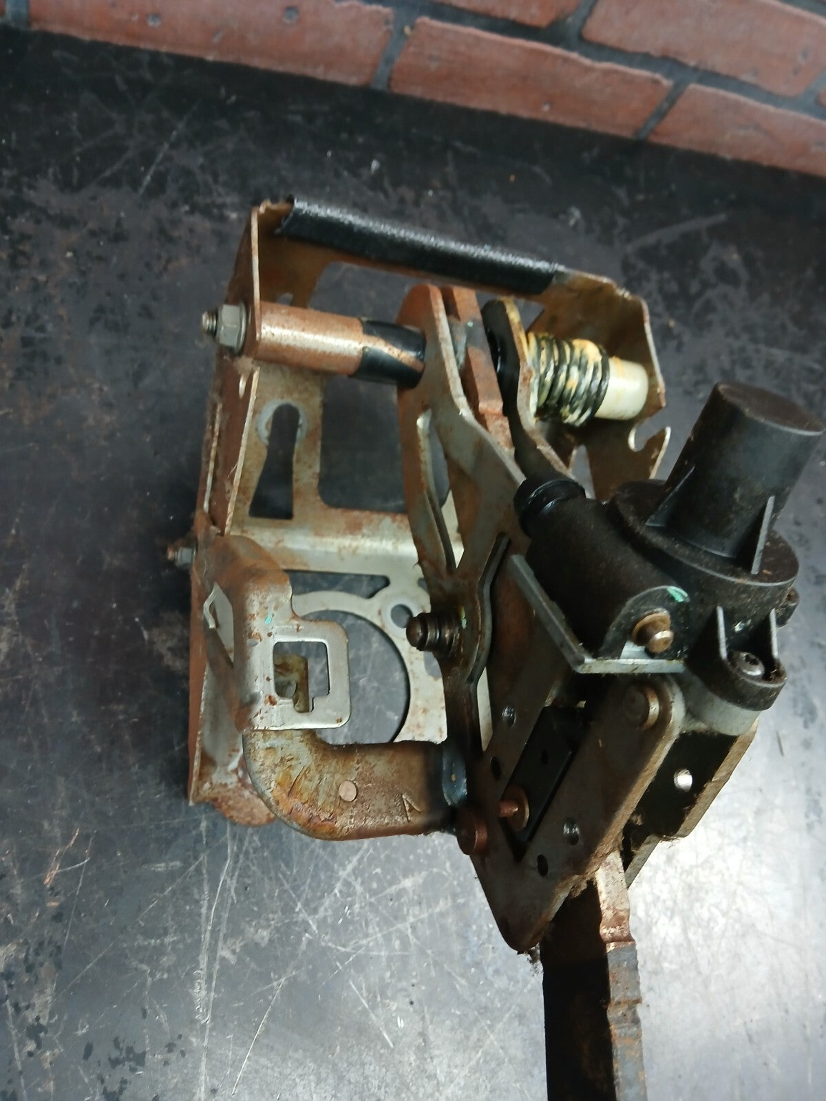2007 Dodge Charger SRT8 Brake Stop Pedal Box Assembly w/ Sensor OEM