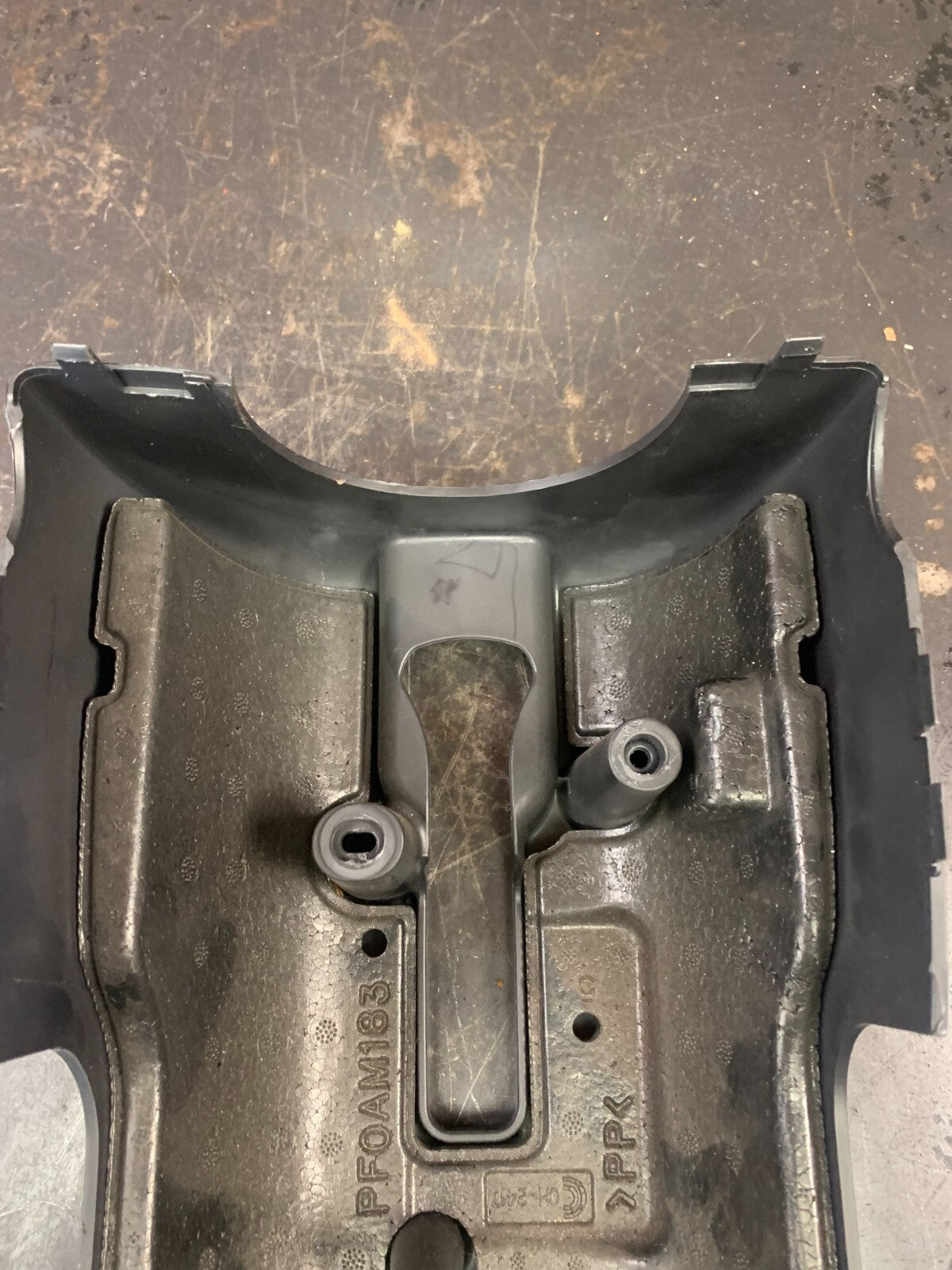 07-10 JEEP GRAND CHEROKEE SRT8 STEERING COLUMN SHROUD