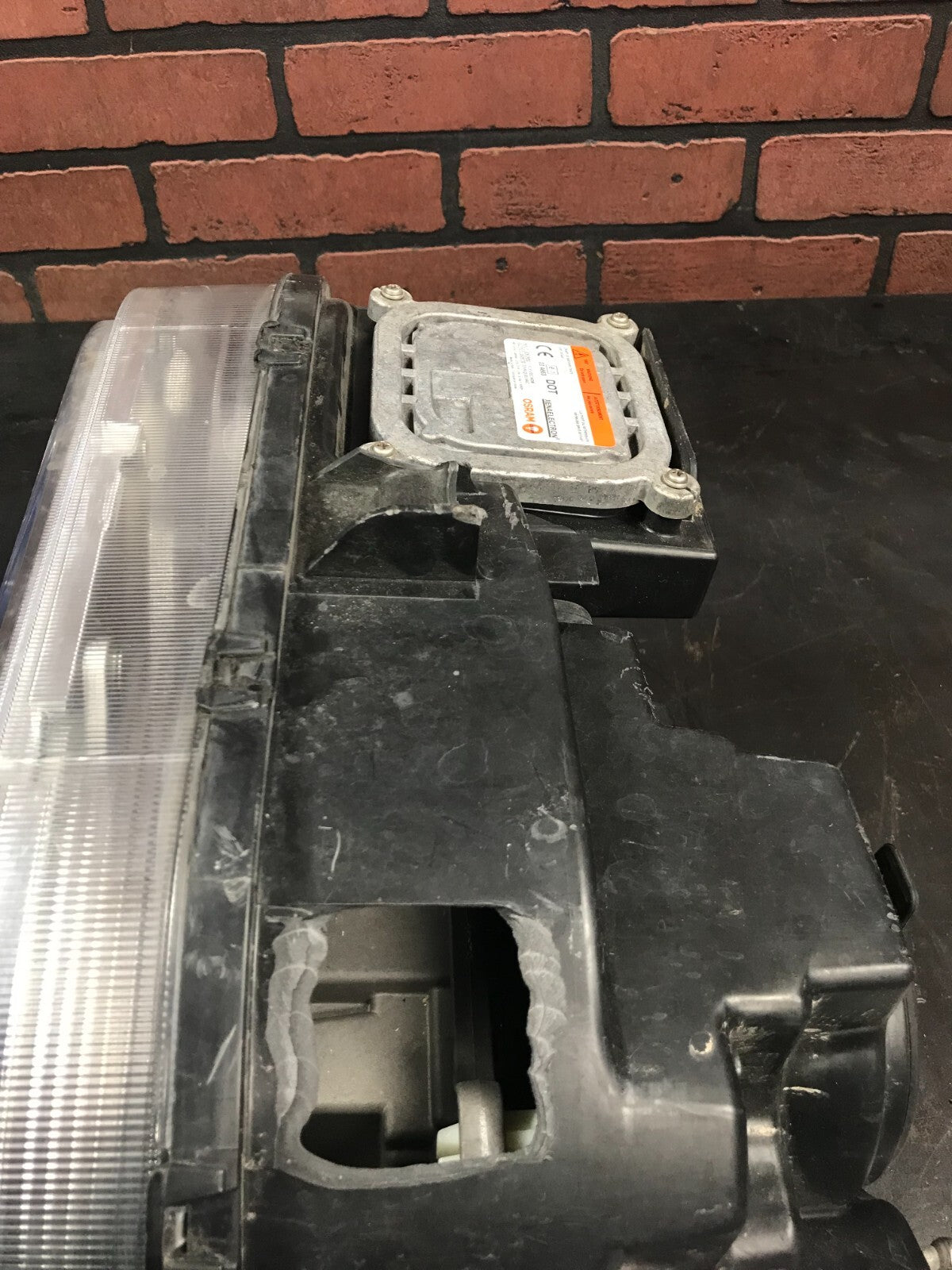 2008-2014 Challenger SRT8 Right Side Passenger Headlight OEM XENON HID Ballast