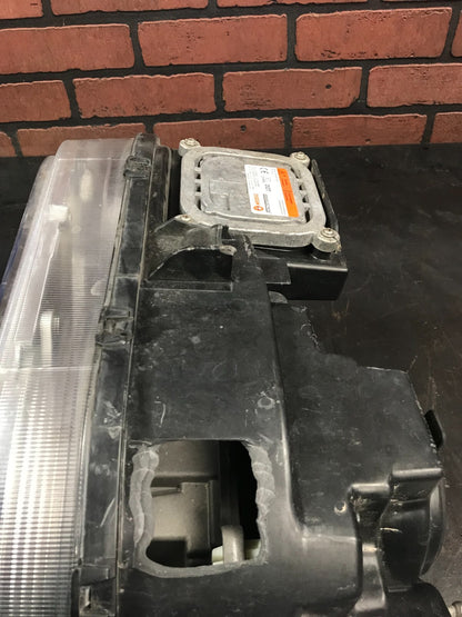 2008-2014 Challenger SRT8 Right Side Passenger Headlight OEM XENON HID Ballast