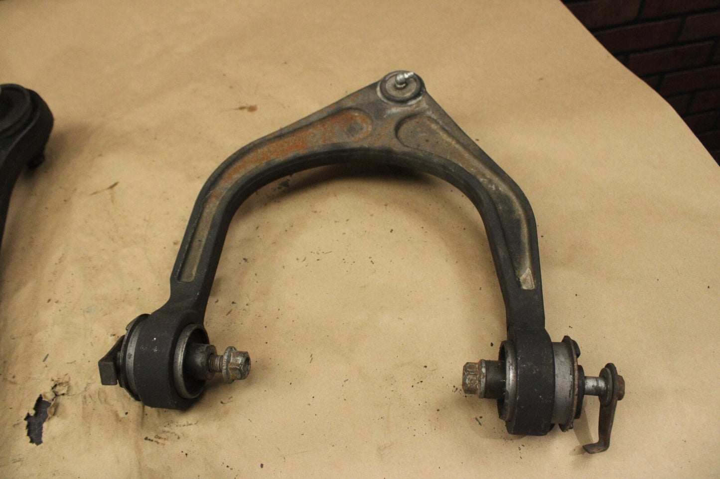 2005-2010 Chrysler 300 C SRT8 OEM Front Passenger RH Side Control Arm Set of 3