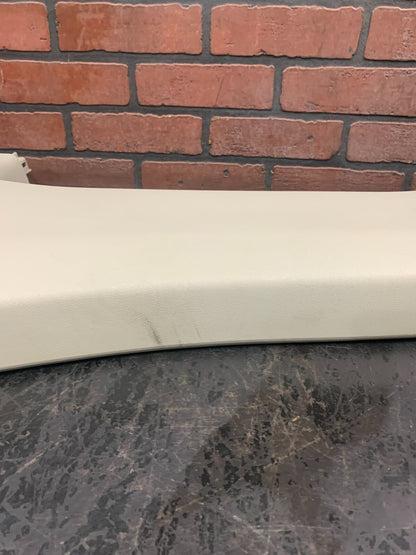 2005-2007 CHRYSLER 300 SRT INTERIOR LEFT CENTER B PILLAR TRIM OEM OUM23BD1AH.