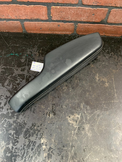 15-23 Dodge Challenger SRT OEM RH Right Passenger Side Door Armrest OEM.