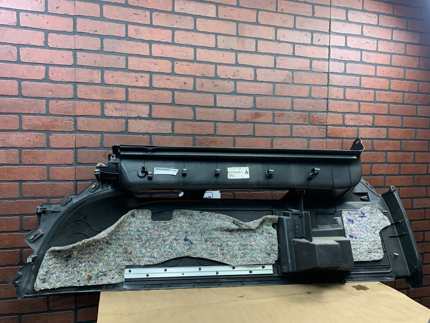 2007-2014 GM Suburban Escalade Driver LH Side Interior Lower Quarter Trim Panel
