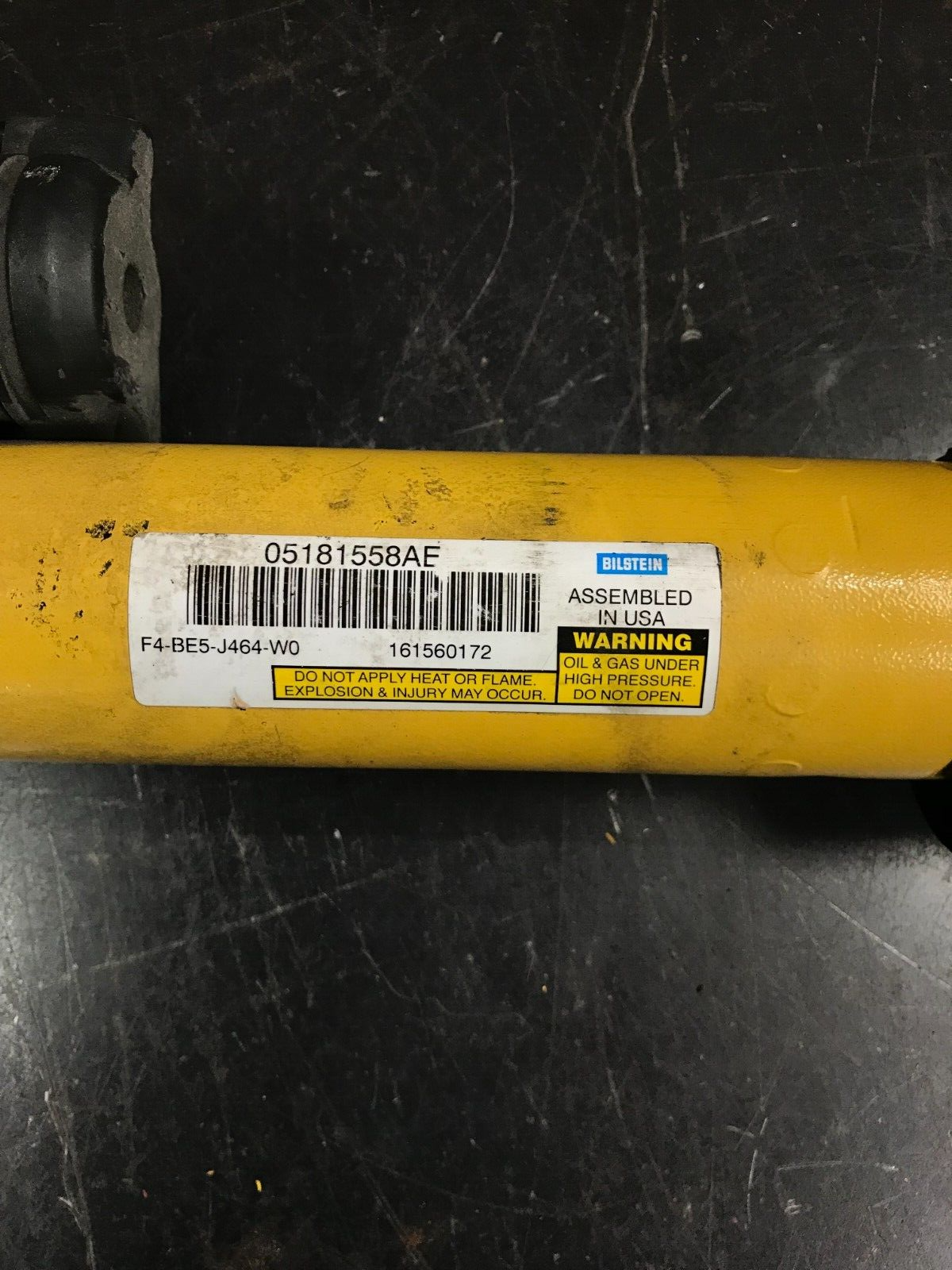 2013-2022 Dodge Challenger SRT Rear Strut Shock Absorber Assembly 05181558af