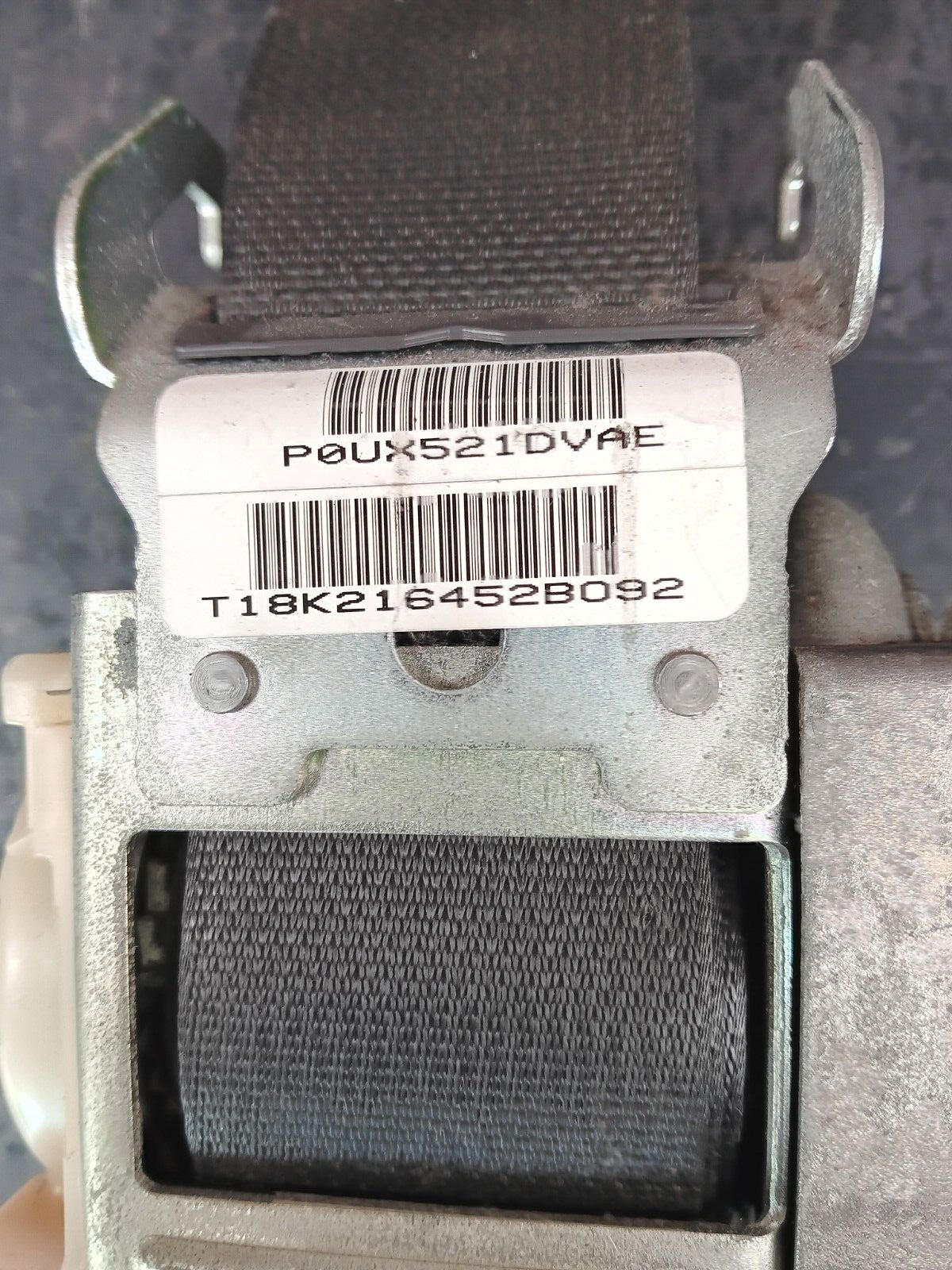 2006 Charger 300 Magnum Front Outer Passenger RH Seat Belt Retractor 0ux521dvae