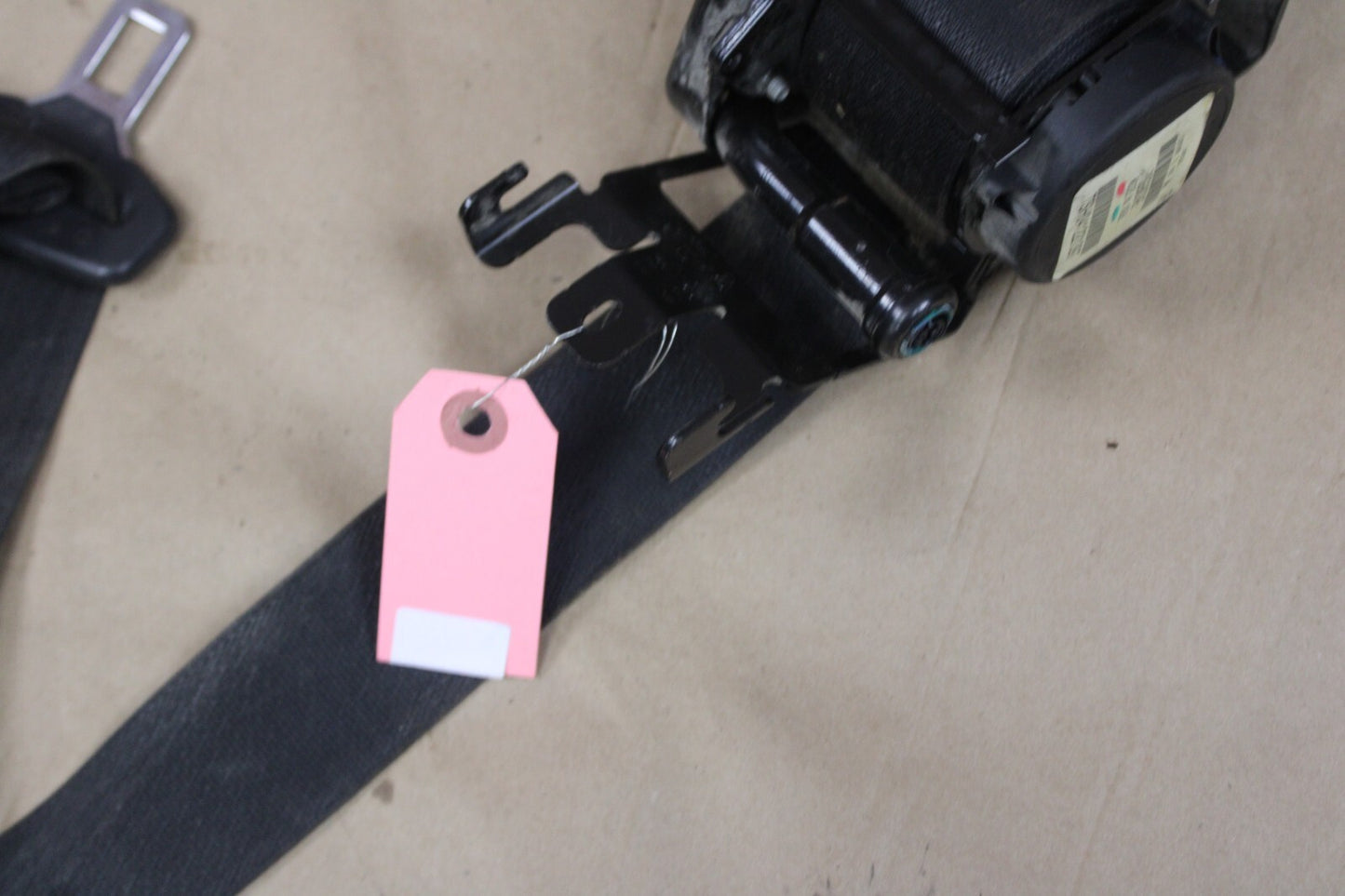 2012-2014 Dodge Challenger Rear Passenger RH Side Seat Belt Retractor Assembly