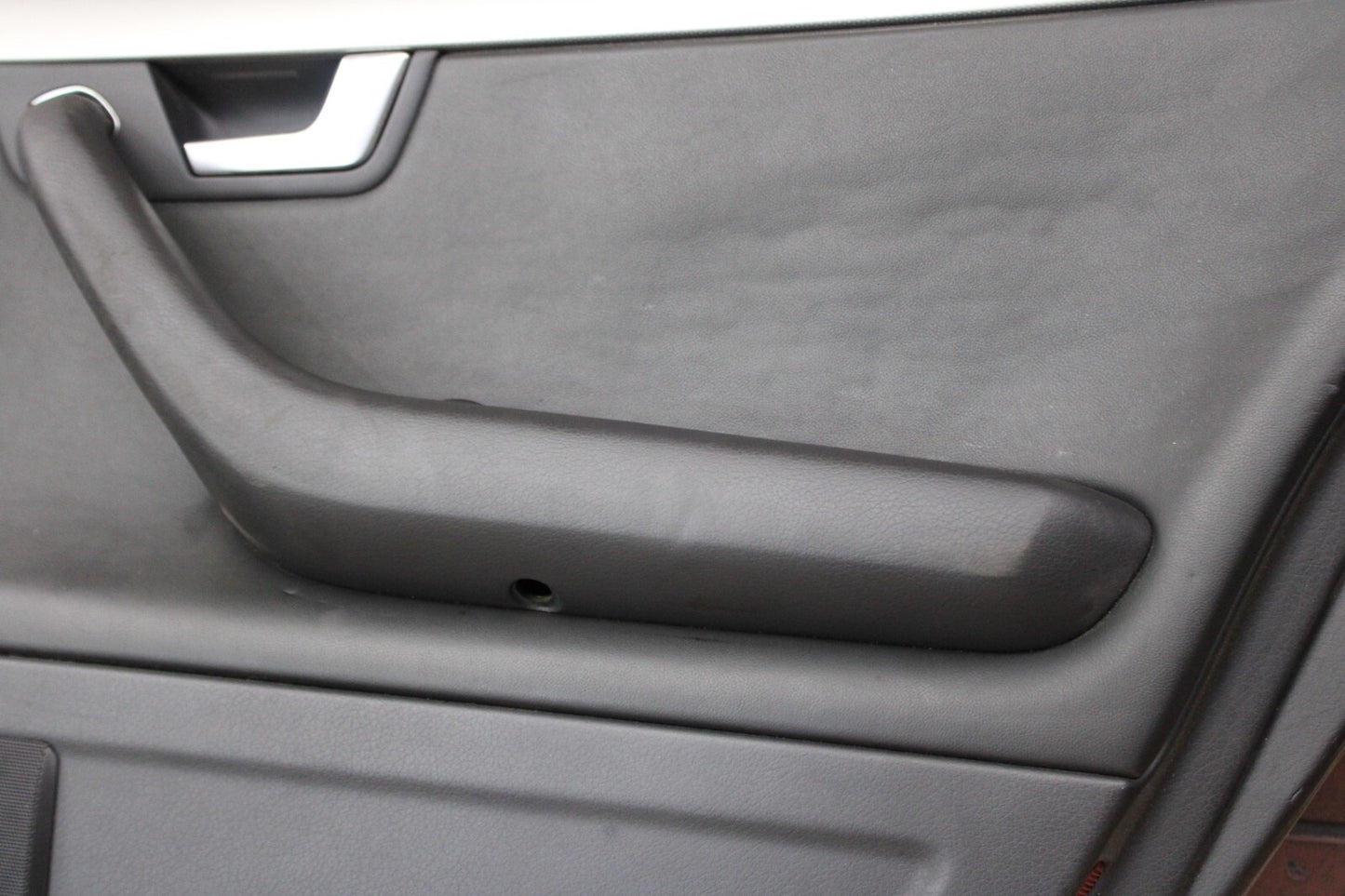 04-08 AUDI B7 A4 S4 REAR PASSENGER RH INTERIOR DOOR PANEL COVER TRIM 8E0 867 306
