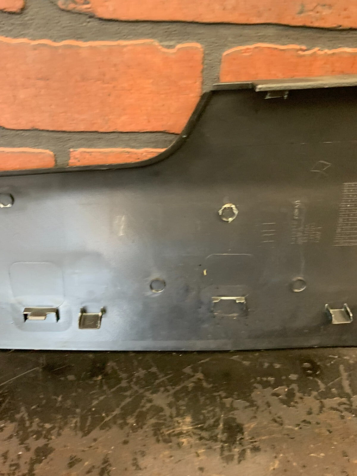 2011-2020 CHARGER/300 CENTER CONSOLE RIGHT PASSENGER SIDE COVER TRIM PANEL OEM