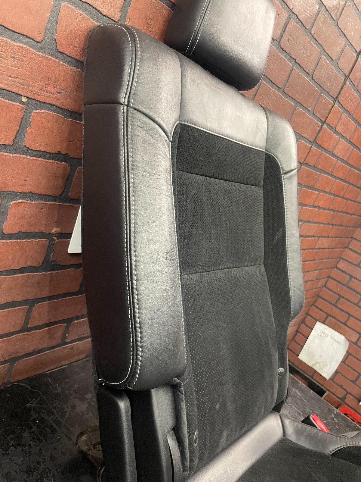 2011-2013 Jeep Grand Cherokee SRT8 Right Rear Seat Assembly Heated Black Suede