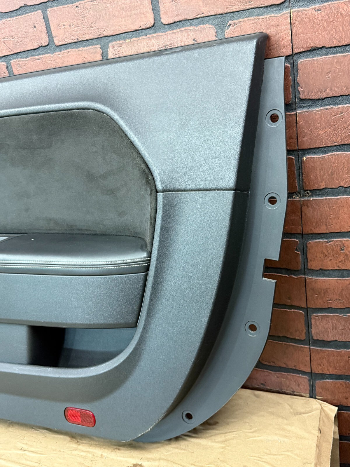 2008-2014 Dodge Challenger SRT8 Interior Front Passenger RH Leather Door Panel