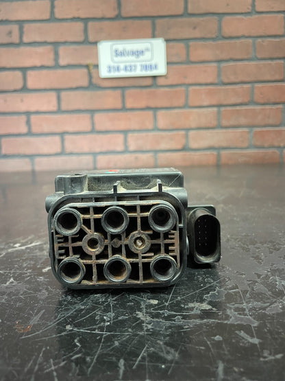 2013-2018 Ram 1500 Air Suspension Compressor Valve Block 68204398AA OEM